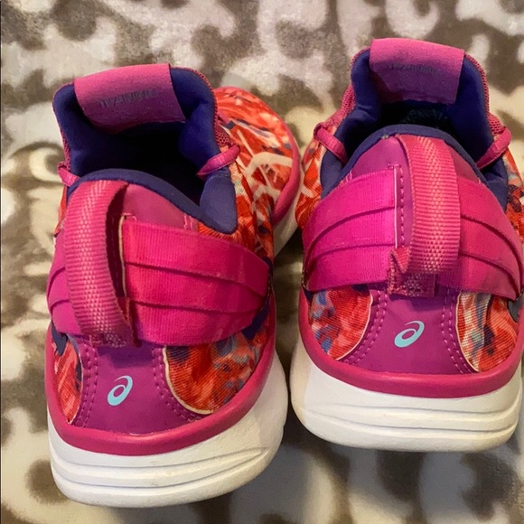 ASICS “fight action for women” breast cancer - Picture 5 of 7